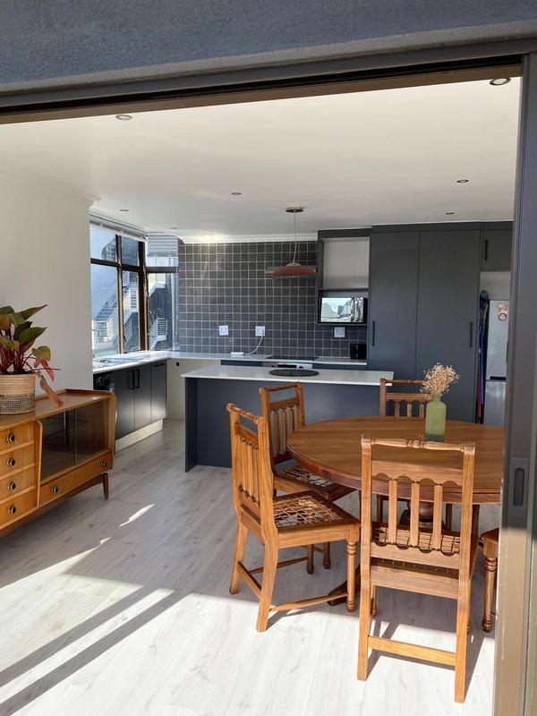 To Let 3 Bedroom Property for Rent in Bantry Bay Western Cape